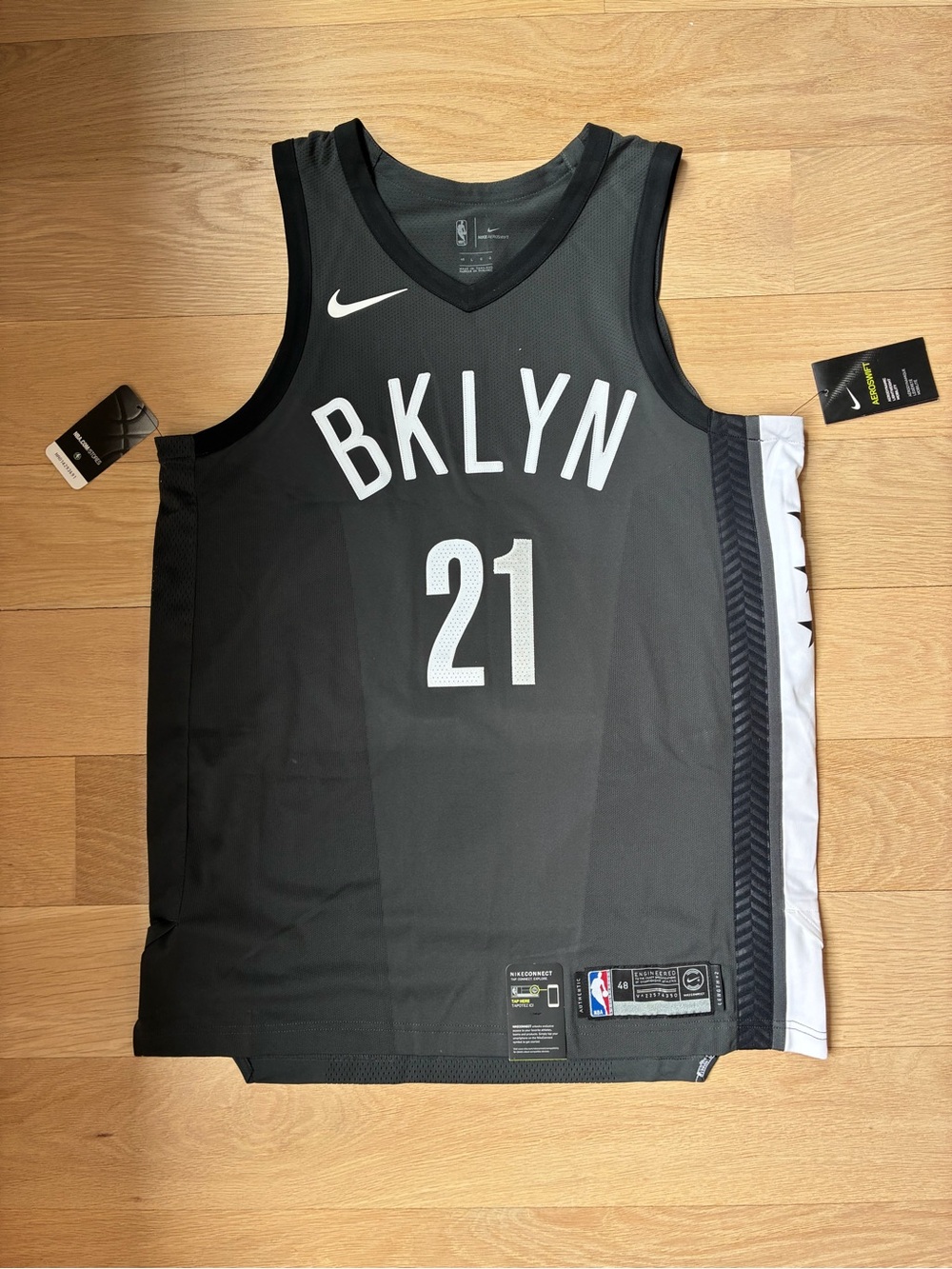 SIGNED Wilson Chandler Men's NBA Nike Sleeveless Jersey